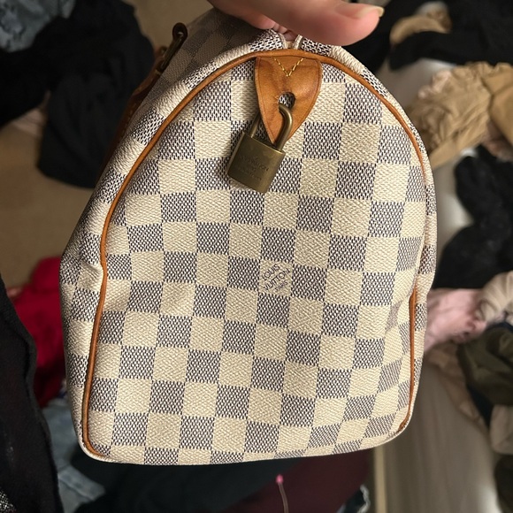 AUTHENTIC Louis Vuitton Speedy with FREE COA! - Picture 16 of 16